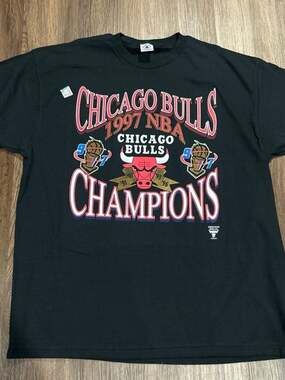 Vintage 1997 Chicago Bulls NBA Champions T-Shirt XXL Delta Pro Weight New